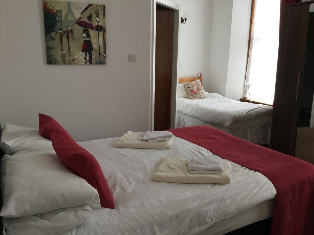 The Dunn Thing Guest House Ayr Oda fotoğraf